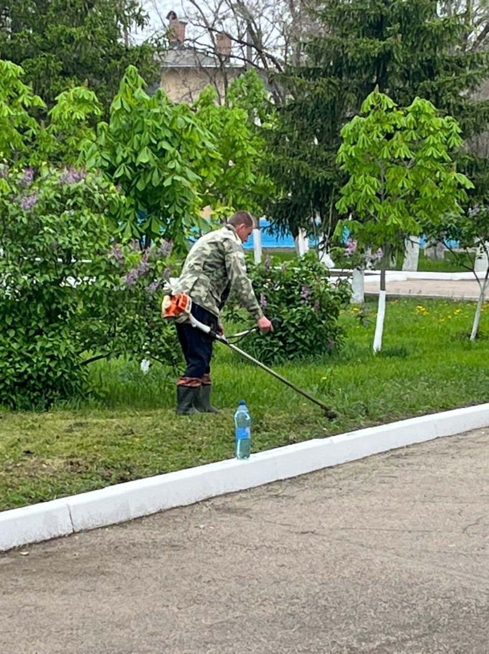 Благоустройство территории р.п. Мокроус.