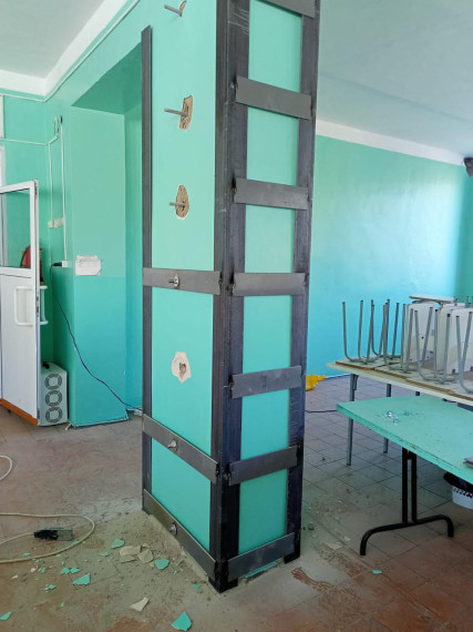 В Мокроусской школе им З.К. Пряхиной продолжаются работы по усилению конструкции здания.. В Мокроусской школе им З.К. Пряхиной продолжаются работы по усилению конструкции здания..